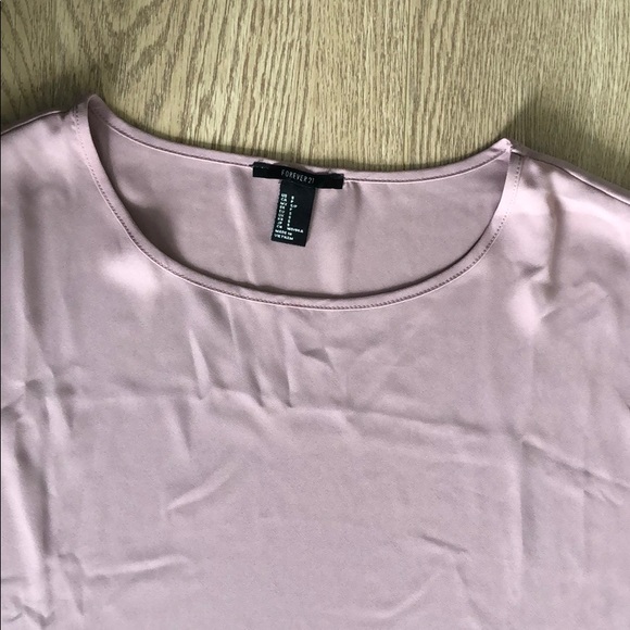 Forever 21 lavender top - Picture 3 of 3
